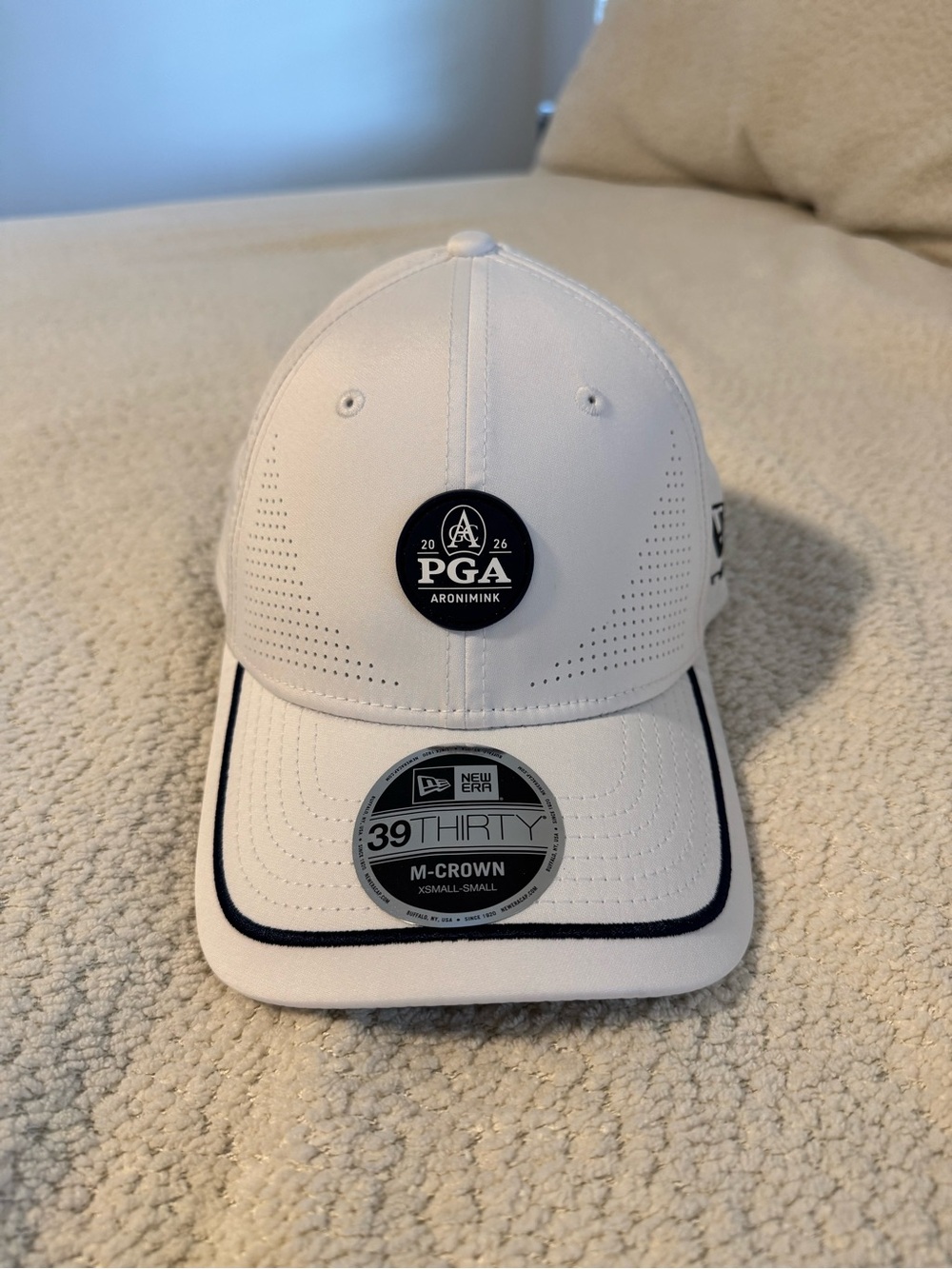 New Era White and Black 39THIRTY Stretch-Fit Cap with Gray Undervisor